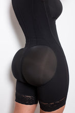 Load image into Gallery viewer, Tributo Custom Colombian Faja 1007 
